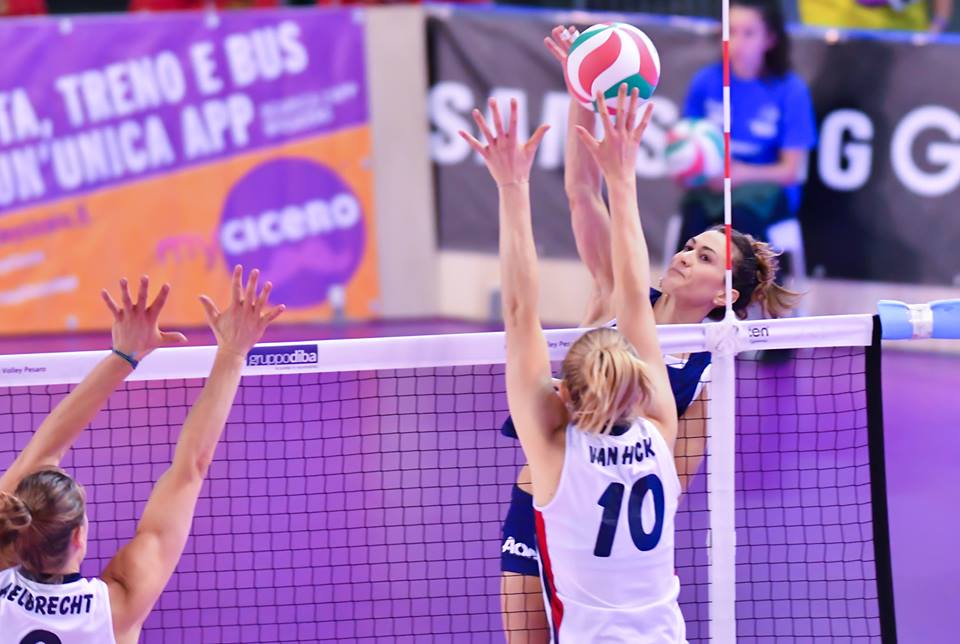 Finisce 3 a 2 per la Savino Del Bene Volley la sfida a Pesaro