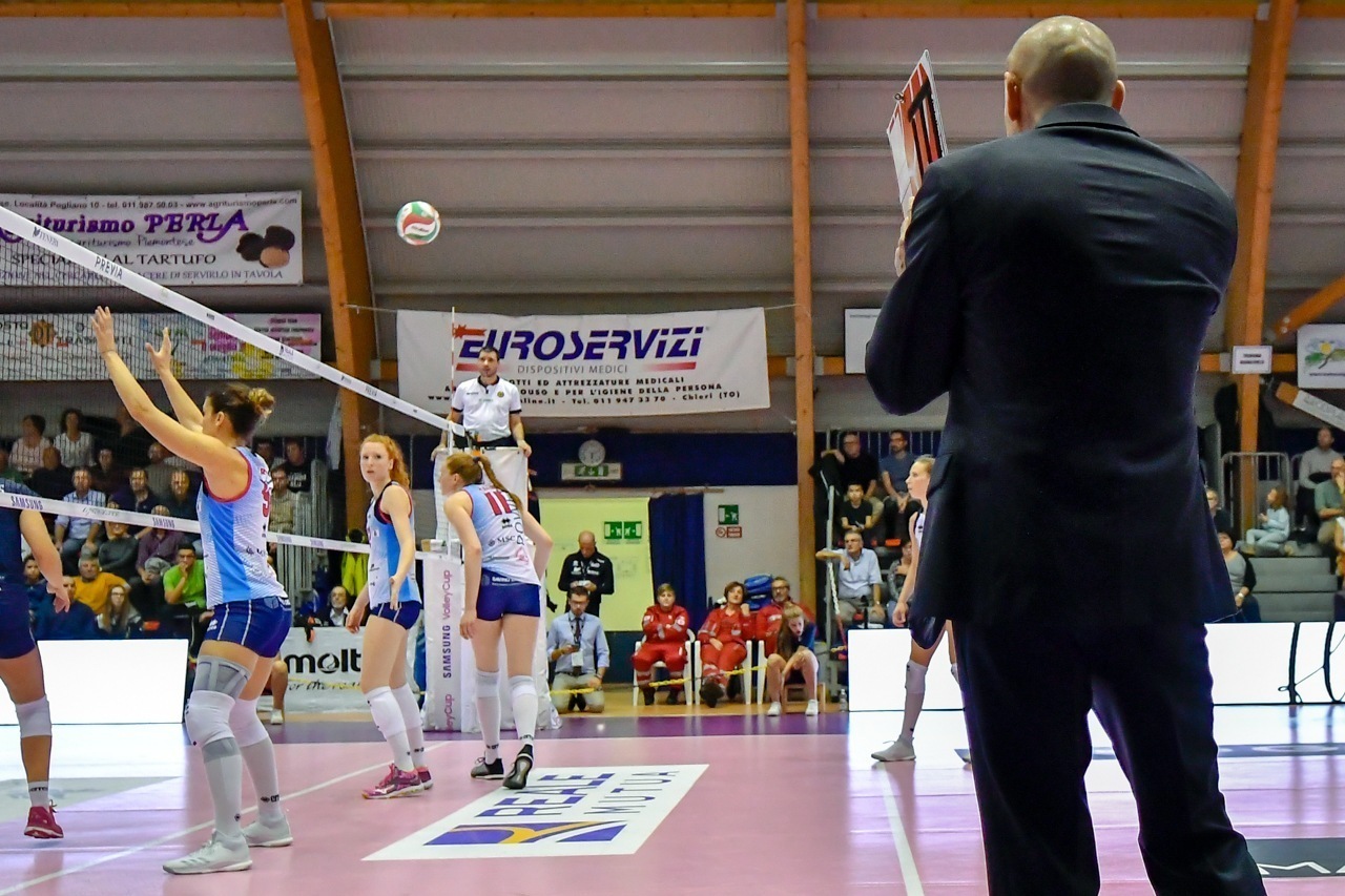 Parisi: “Domenica contro il Club Italia dobbiamo giocare motivati e con la voglia di proseguire questo percorso di crescita. In questa settimana le ragazze…”