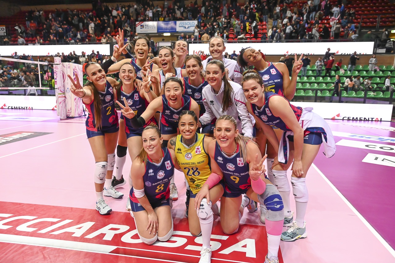 Noi non siamo stanchi! Dopo i 5 set di Istanbul, vinciamo al tie break contro Cuneo
